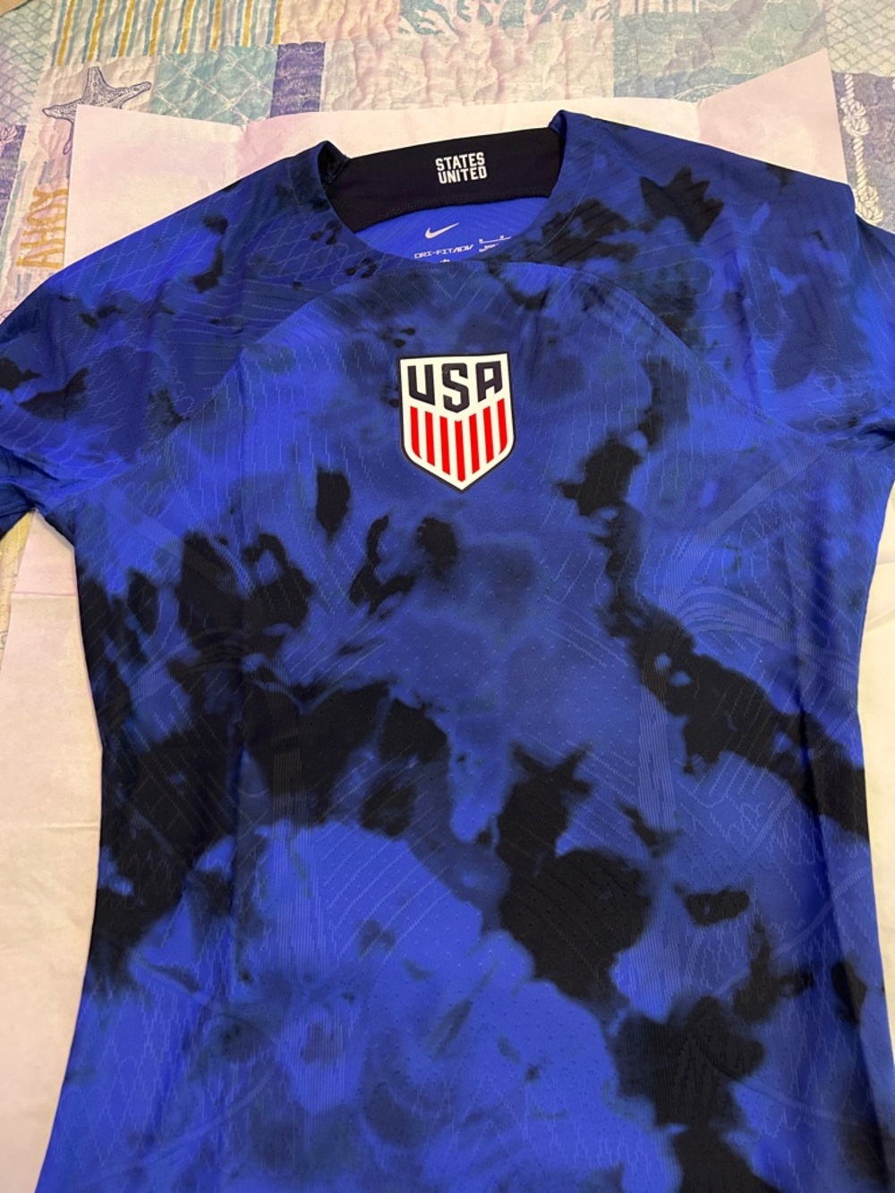 Nike Men’s Blue & Black USA Graphic Soccer Jersey